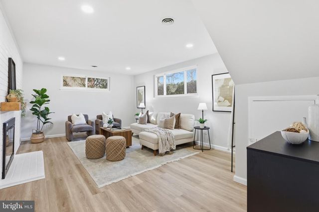 706 KENBROOK DR, Silver Spring, MD 20902