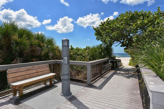 516 TAMIAMI TRAIL S 306, Nokomis, FL 34275