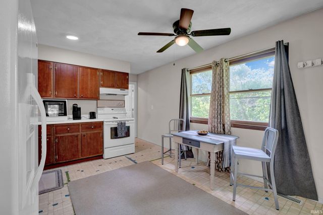 4850 S Stansifer Lane, Bloomington, IN 47421