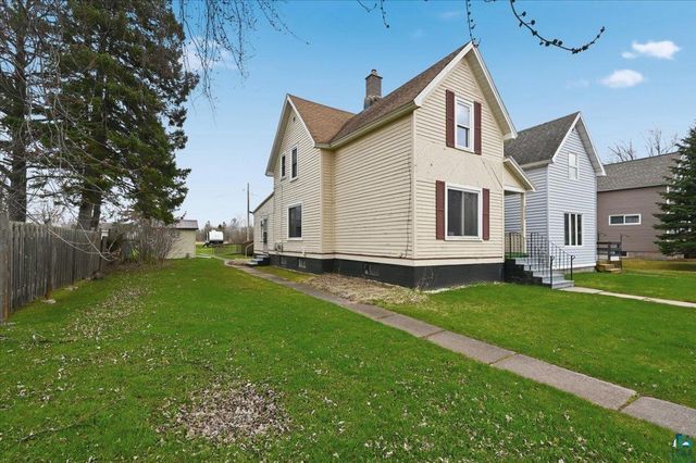 5820 John Ave, Superior, WI 54880