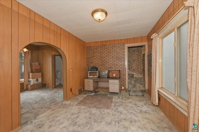 5820 John Ave, Superior, WI 54880