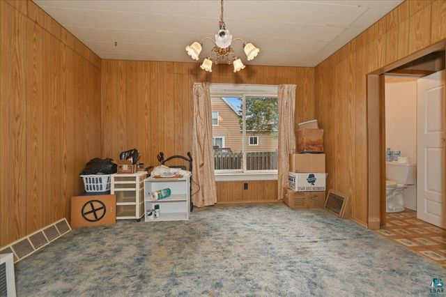 5820 John Ave, Superior, WI 54880