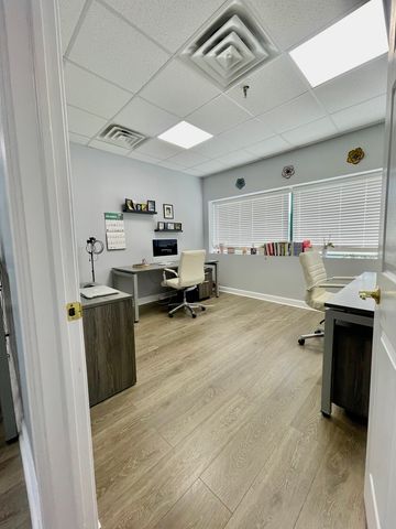 7903 W 159th Street, Tinley Park, IL 60477