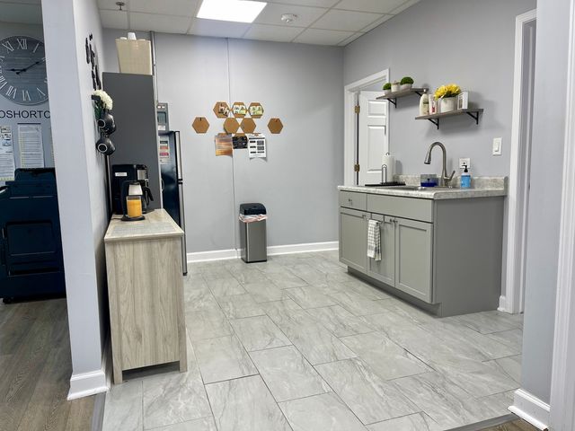 7903 W 159th Street, Tinley Park, IL 60477