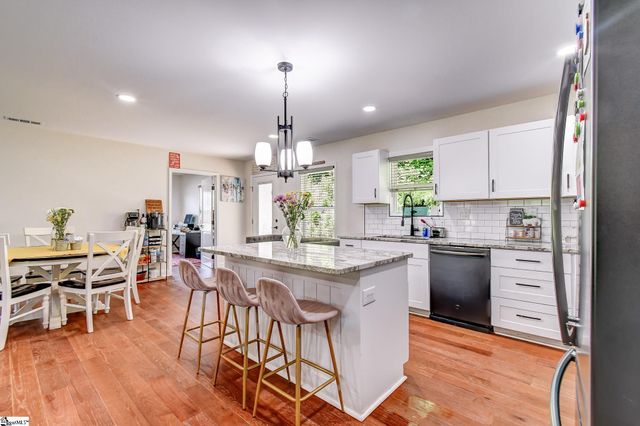 115 Albert Street, Landrum, SC 29356