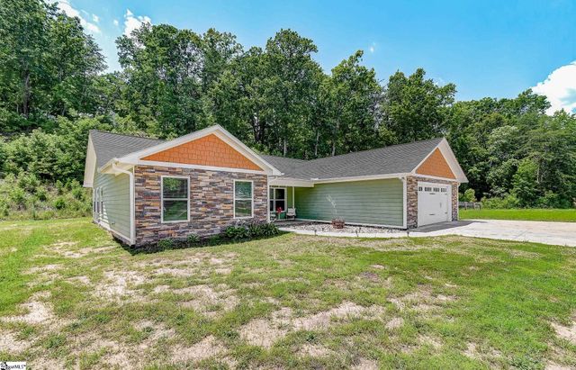 115 Albert Street, Landrum, SC 29356