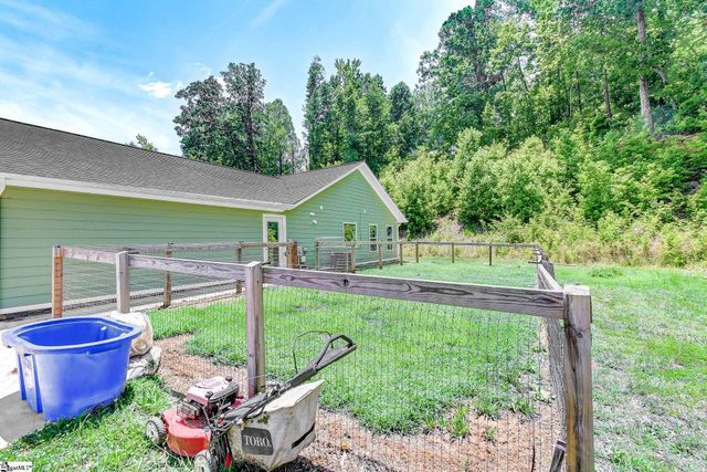 115 Albert Street, Landrum, SC 29356