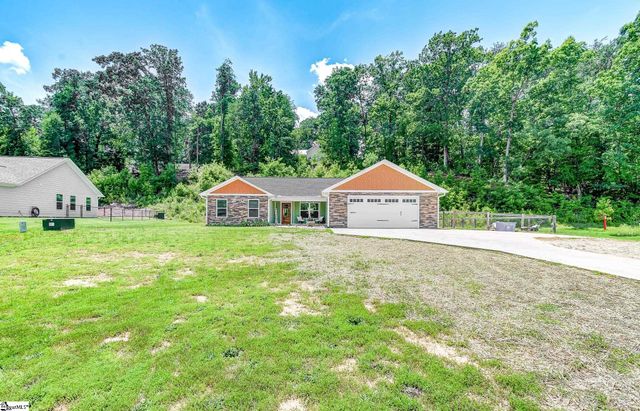 115 Albert Street, Landrum, SC 29356