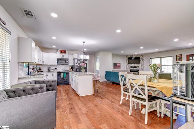 115 Albert Street, Landrum, SC 29356