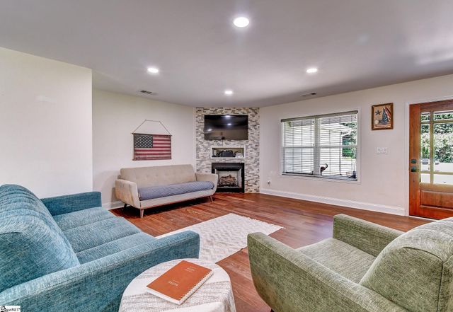115 Albert Street, Landrum, SC 29356