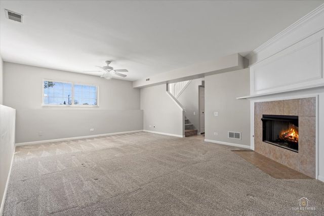1712 Middlebury Drive 306, Aurora, IL 60503