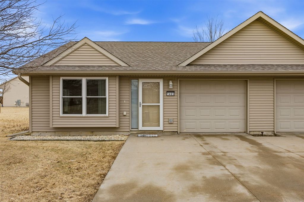 1465 Jaylen Lane, North Liberty, IA 52317
