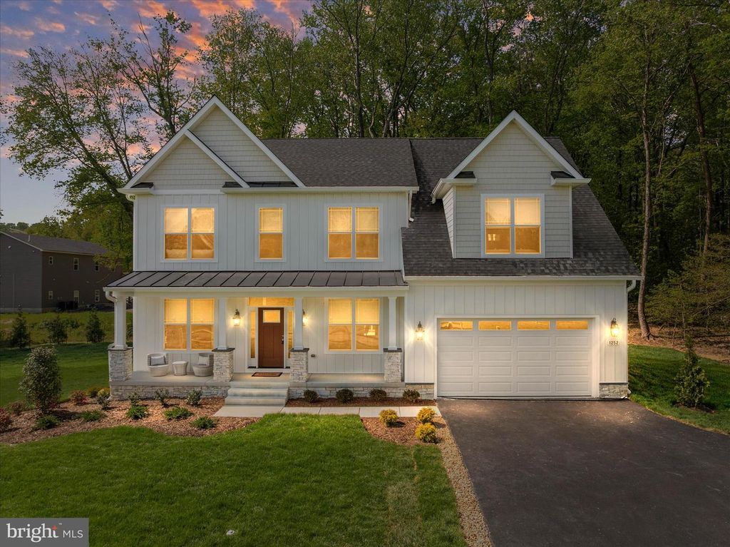 Image 2 of property listing at 1252 SUNRISE BEACH RD, Crownsville, MD 21032