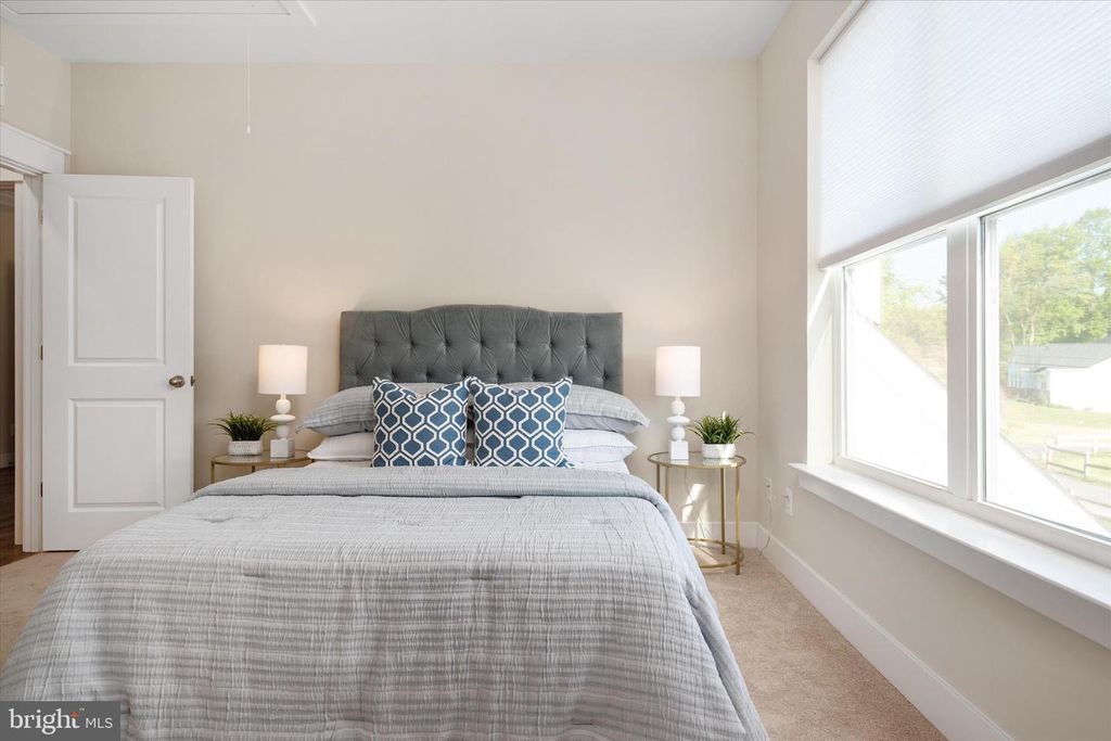 Image 37 of property listing at 1252 SUNRISE BEACH RD, Crownsville, MD 21032