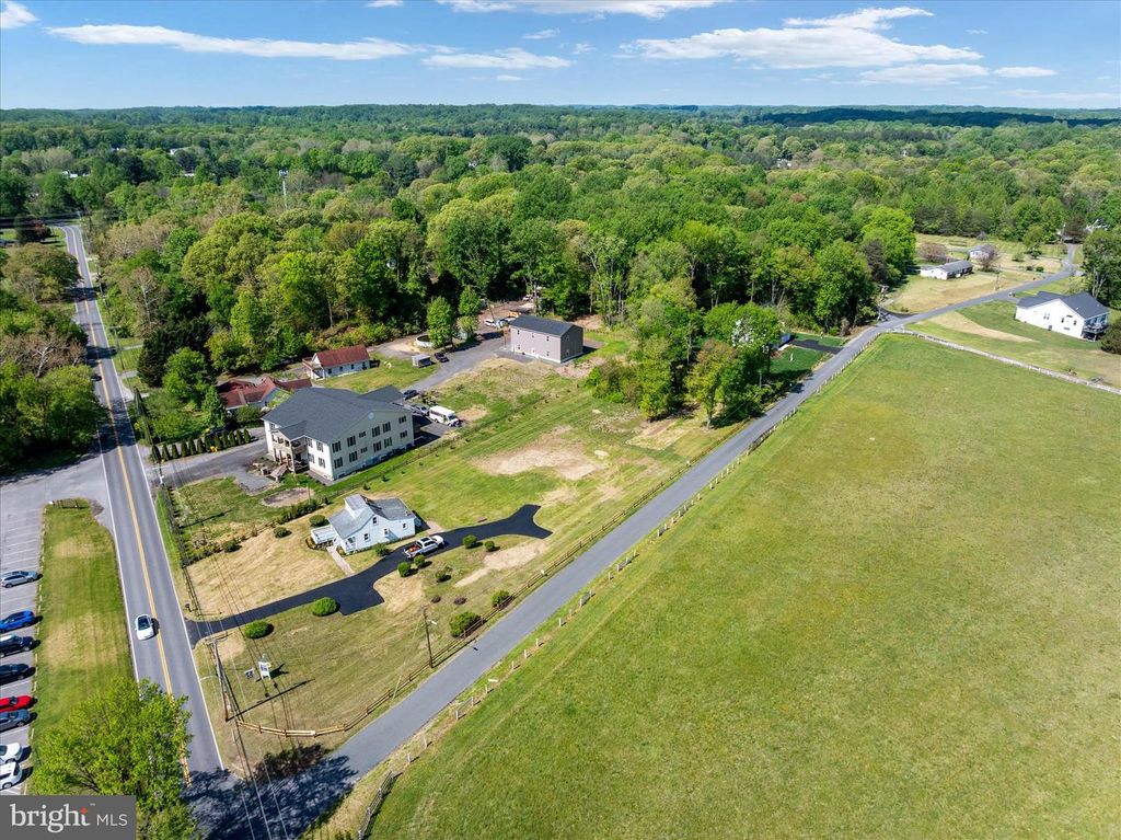 Image 57 of property listing at 1252 SUNRISE BEACH RD, Crownsville, MD 21032