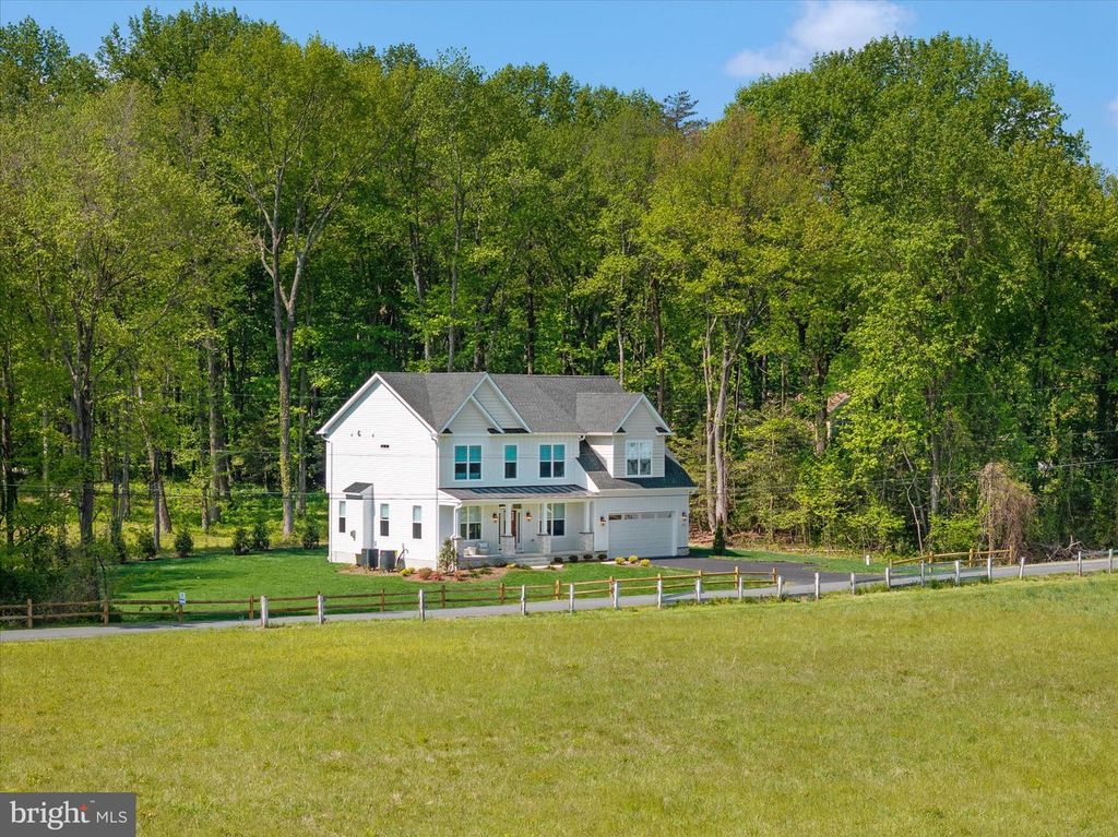 Image 60 of property listing at 1252 SUNRISE BEACH RD, Crownsville, MD 21032