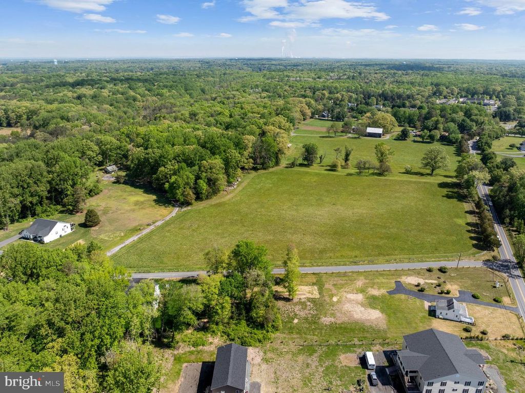 Image 89 of property listing at 1252 SUNRISE BEACH RD, Crownsville, MD 21032