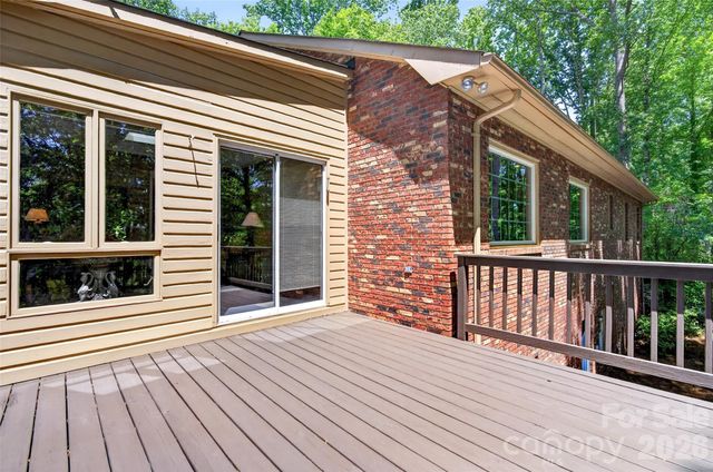 989 Hampton Place, Mooresville, NC 28115