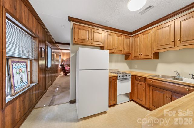 989 Hampton Place, Mooresville, NC 28115