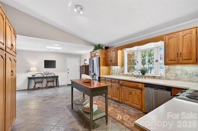 989 Hampton Place, Mooresville, NC 28115