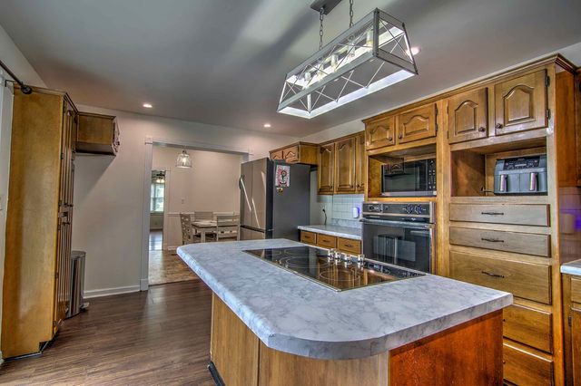 710 2nd Street, South Pittsburg, TN 37380