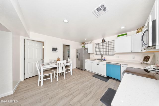 7714 W OSBORN Road, Phoenix, AZ 85033