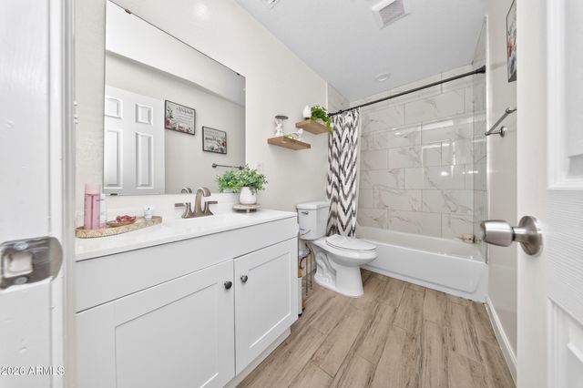 7714 W OSBORN Road, Phoenix, AZ 85033
