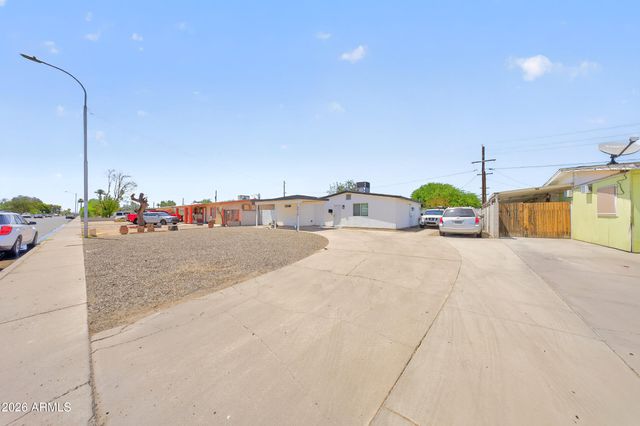 7714 W OSBORN Road, Phoenix, AZ 85033