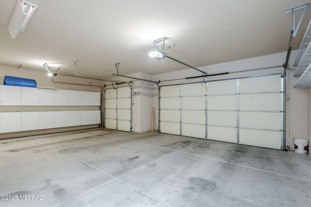 692 W Bright Canyon Drive, Oro Valley, AZ 85755