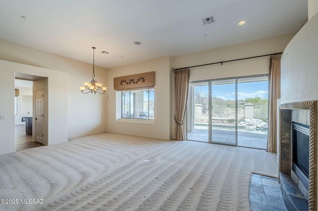 692 W Bright Canyon Drive, Oro Valley, AZ 85755