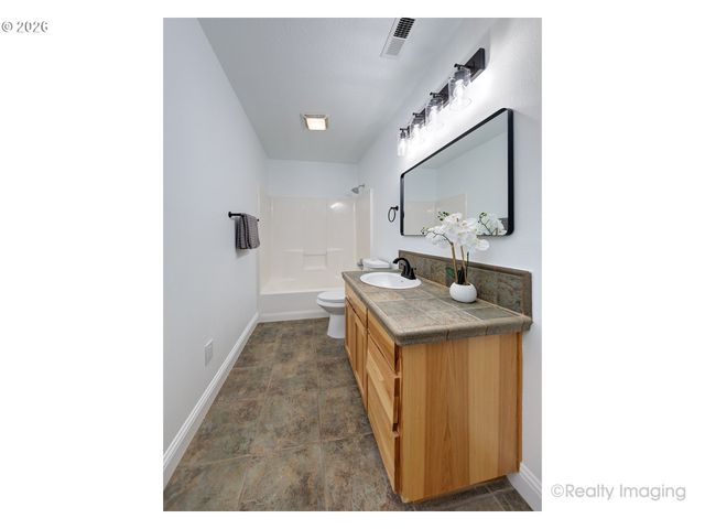 721 Se FOREST GLEN Rd, Estacada, OR 97023