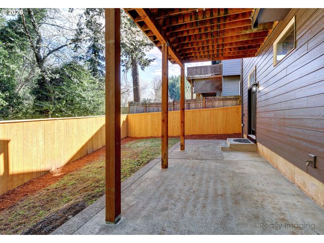 721 Se FOREST GLEN Rd, Estacada, OR 97023