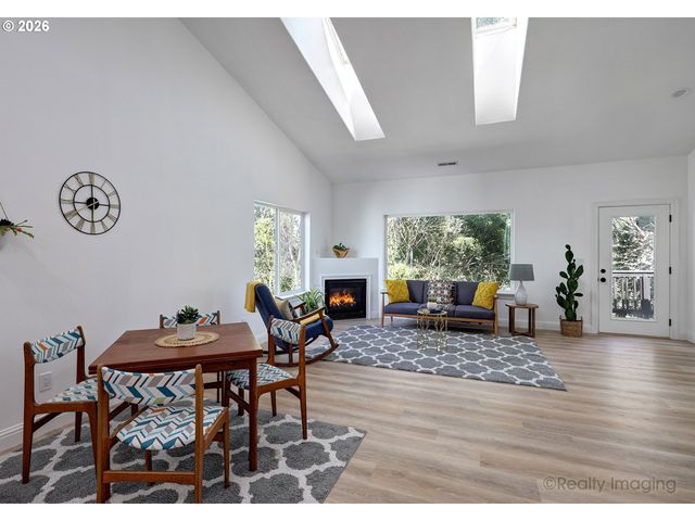 721 Se FOREST GLEN Rd, Estacada, OR 97023