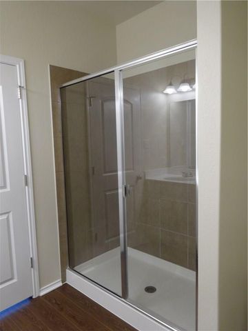 100 Carlina LOOP, Liberty Hill, TX 78642