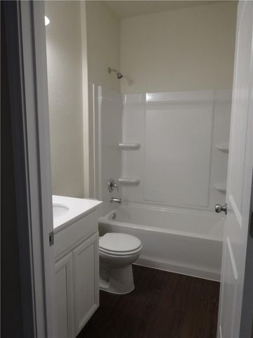 100 Carlina LOOP, Liberty Hill, TX 78642