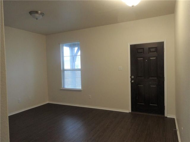 100 Carlina LOOP, Liberty Hill, TX 78642