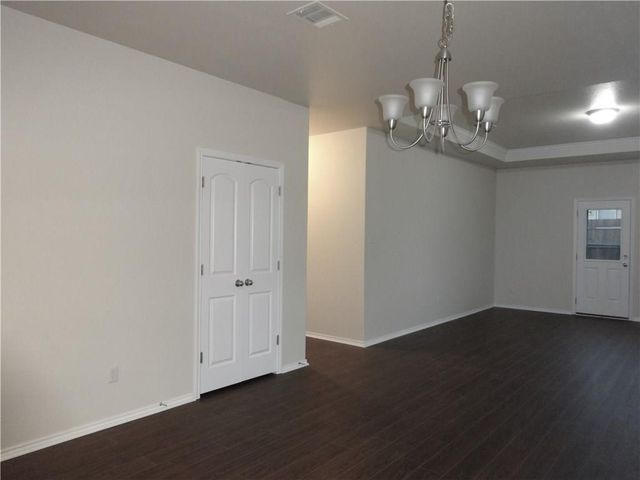 100 Carlina LOOP, Liberty Hill, TX 78642