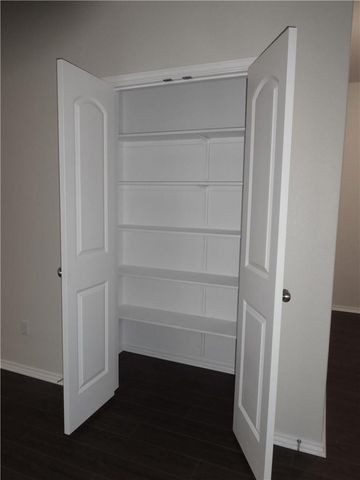 100 Carlina LOOP, Liberty Hill, TX 78642