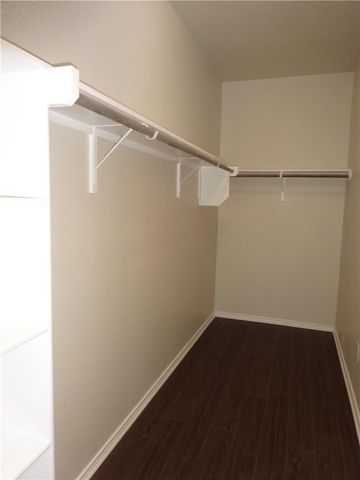 100 Carlina LOOP, Liberty Hill, TX 78642