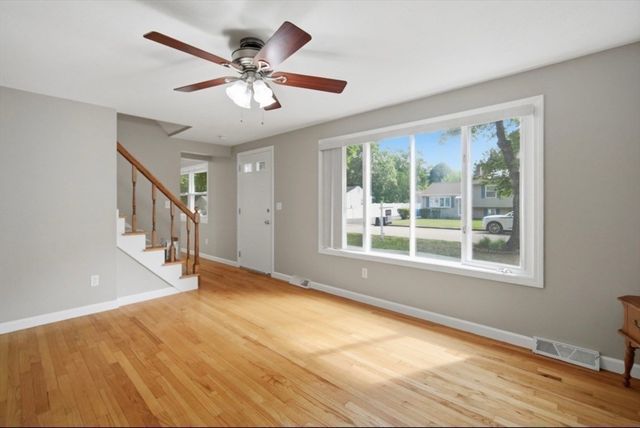 20 Entrybrook Drive, Springfield, MA 01108