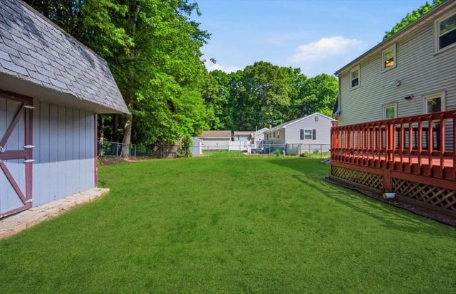 20 Entrybrook Drive, Springfield, MA 01108