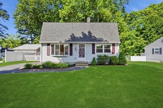 20 Entrybrook Drive, Springfield, MA 01108