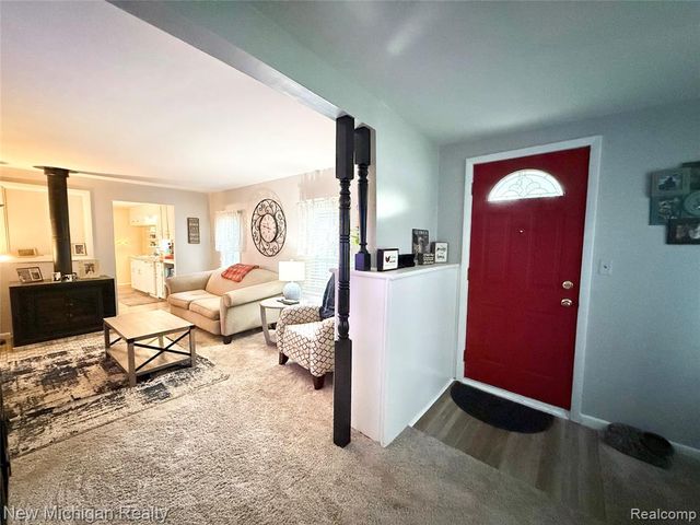 3433 Camden Avenue, Burton, MI 48529