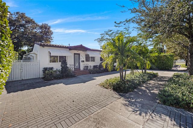 6476 SW 10th Ter, West Miami, FL 33144