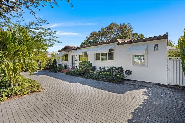 6476 SW 10th Ter, West Miami, FL 33144