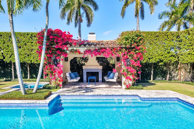 237 El Bravo Way, Palm Beach, FL 33480