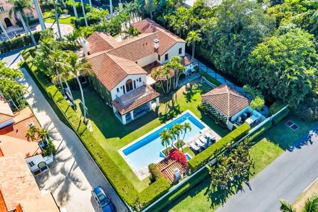 237 El Bravo Way, Palm Beach, FL 33480