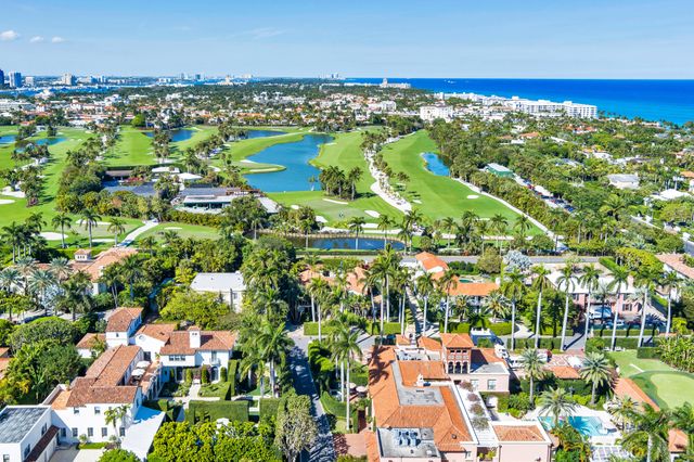 237 El Bravo Way, Palm Beach, FL 33480