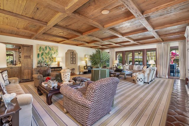 237 El Bravo Way, Palm Beach, FL 33480