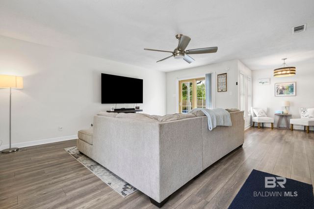 7005 Orangeburg Drive, Mobile, AL 36608